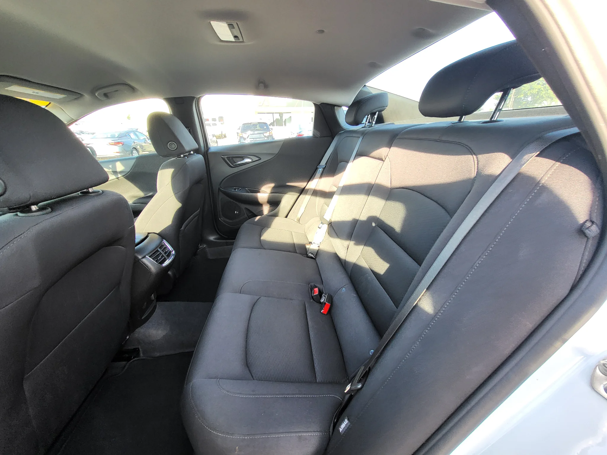 Used 2025 Summit White Chevrolet LT image 22