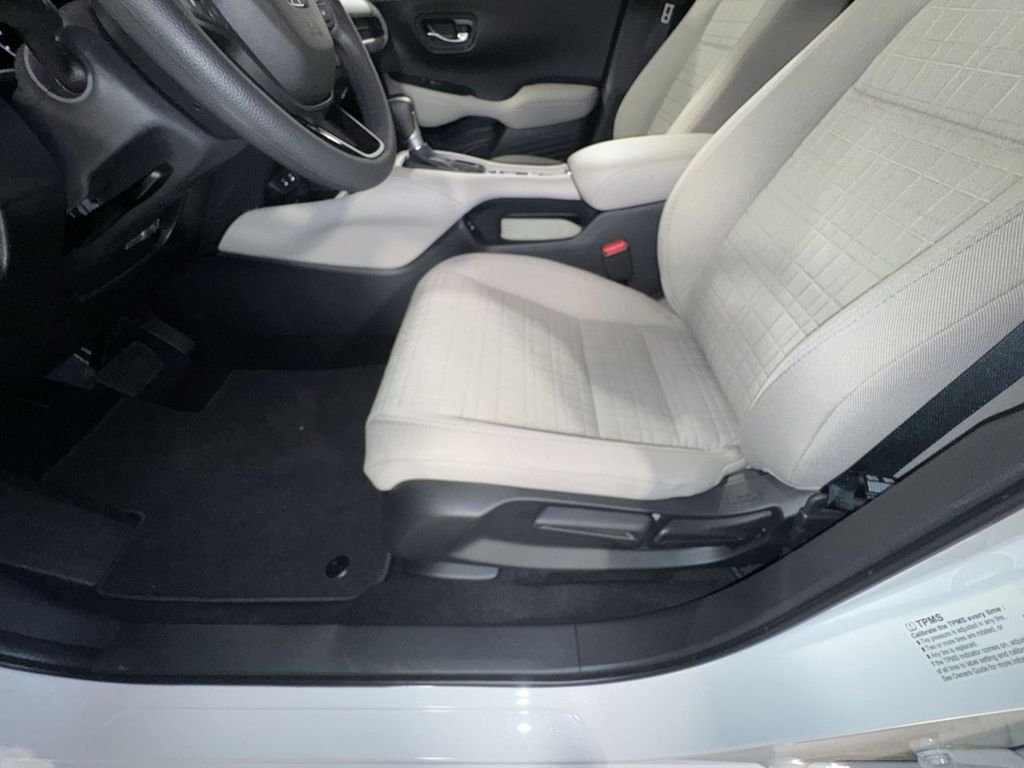 2026 Honda HR-V LX - Photo 15