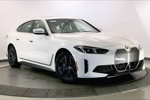 2026 BMW i4 xDrive40 