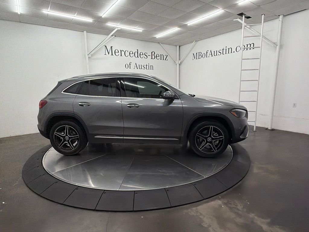 New 2026 Mountain Grey Metallic Mercedes-Benz GLA 250 image 8