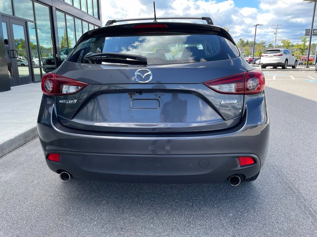 Used 2016 Gray Mazda i Sport image 5