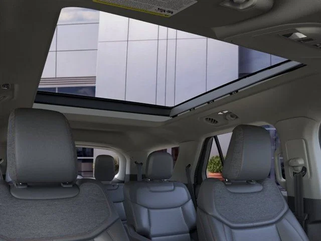 New 2026 Star White Metallic Tri-Coat Ford Active image 22