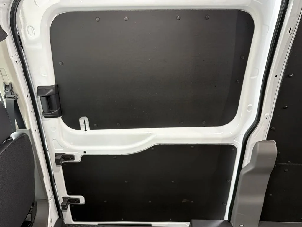 2025 Ford E-Transit Cargo Van Base - Photo 61