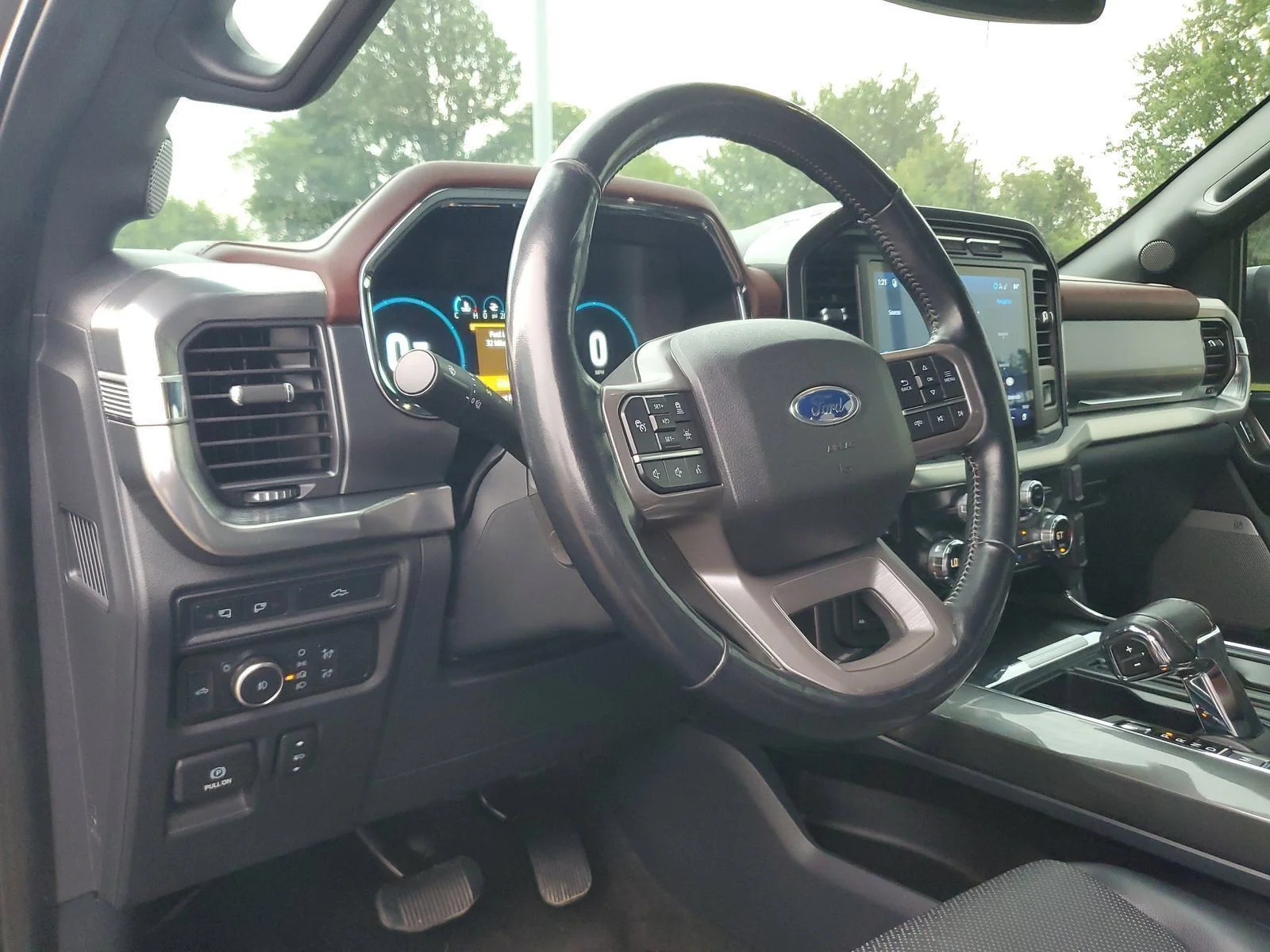 Used 2021 Gray Ford Lariat image 16