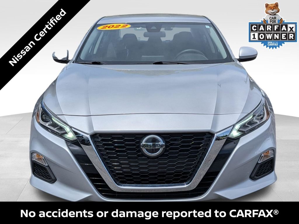 Certified Used 2022 Brilliant Silver Metallic Nissan 2.5 SV image 3