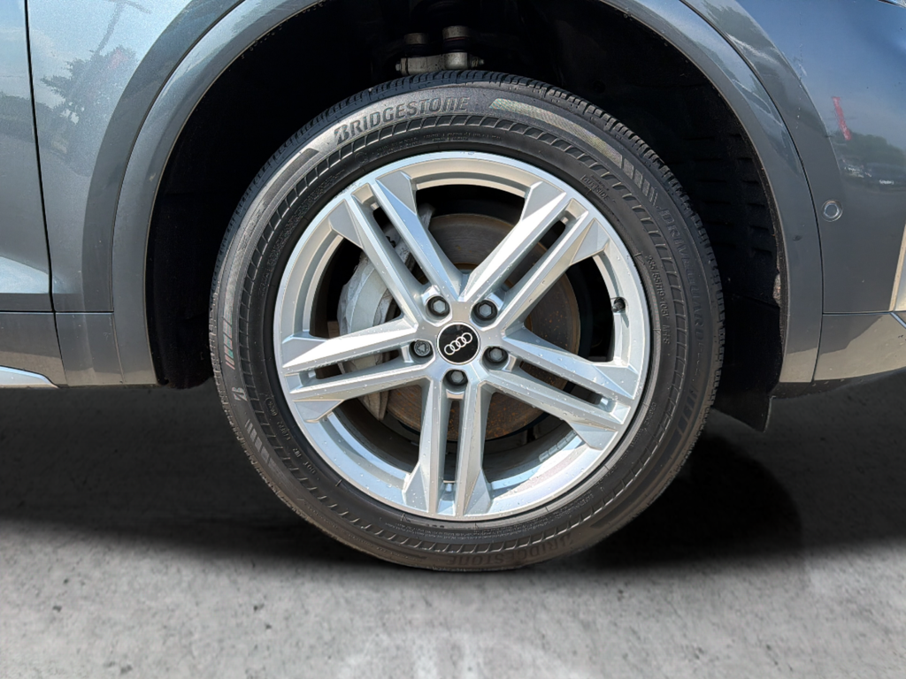Used 2021 Gray Audi 55 Prestige image 35