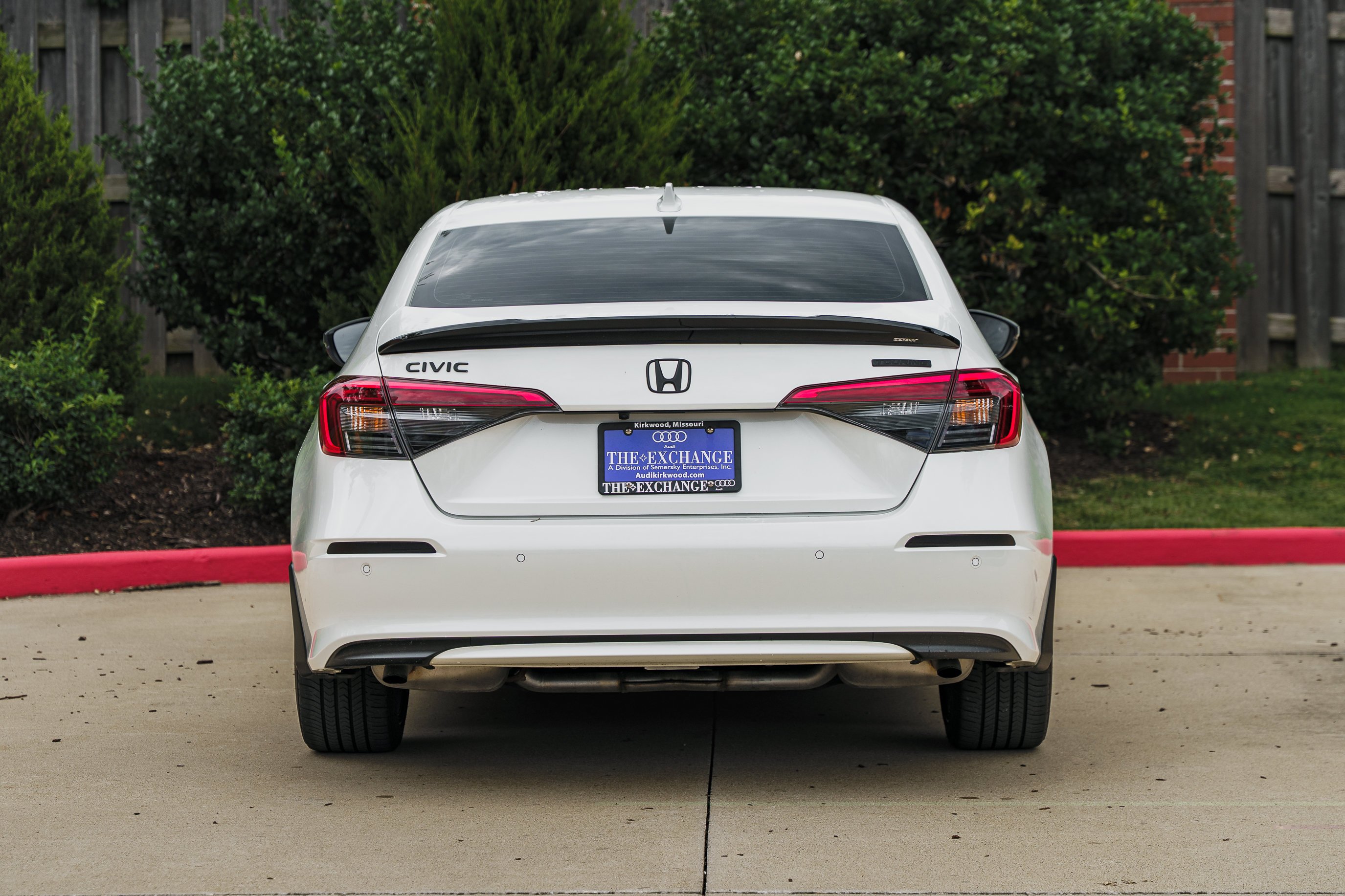 Used 2024 Platinum White Pearl Honda Touring image 24