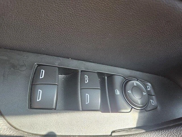 Used 2025 Summit White Chevrolet LT image 22