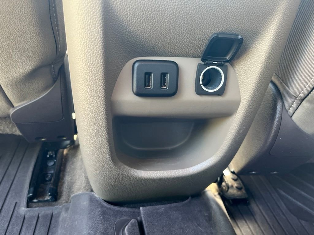 Used 2017 Black GMC SLT image 30
