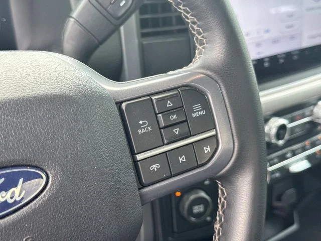 Used 2025 Silver Ford XLT image 31