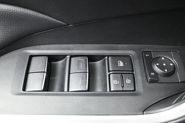 Used 2024 Silver Sky Metall Toyota XLE image 12