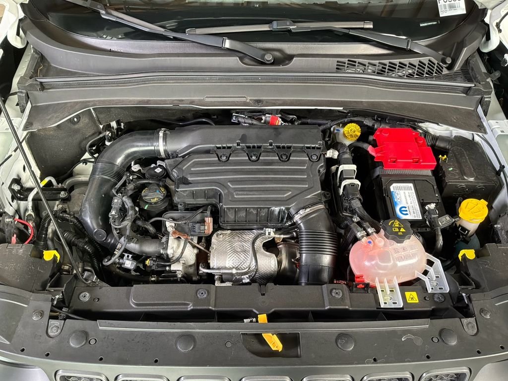Certified Used 2023 White Jeep Trailhawk image 31