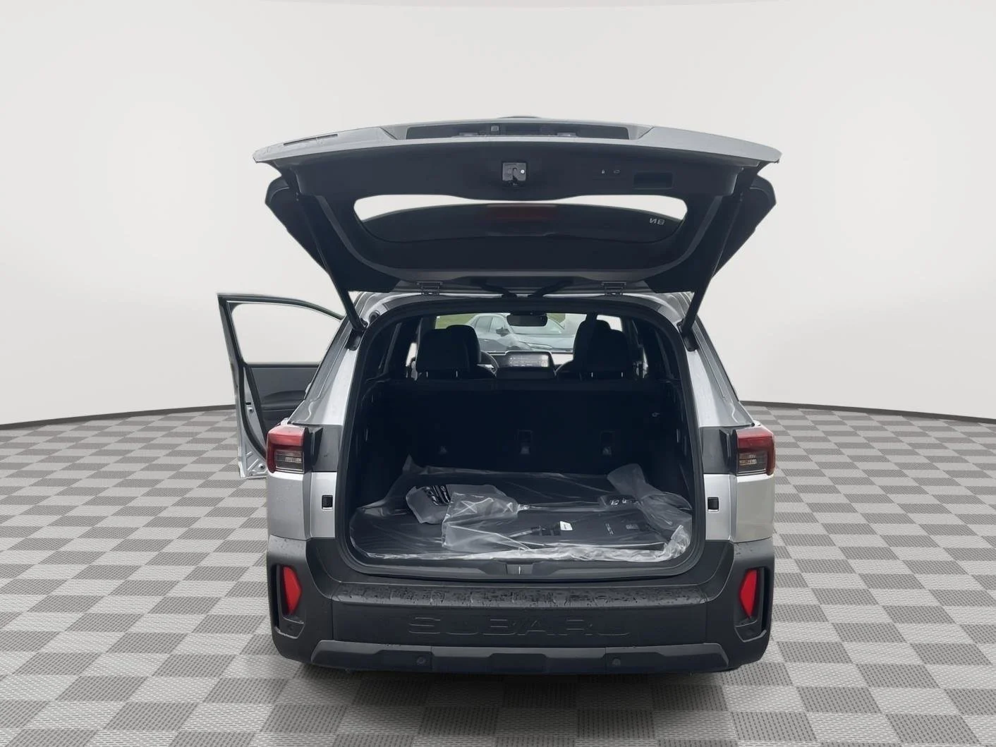 New 2026 Ice Silver Metallic Subaru Limited XT image 28