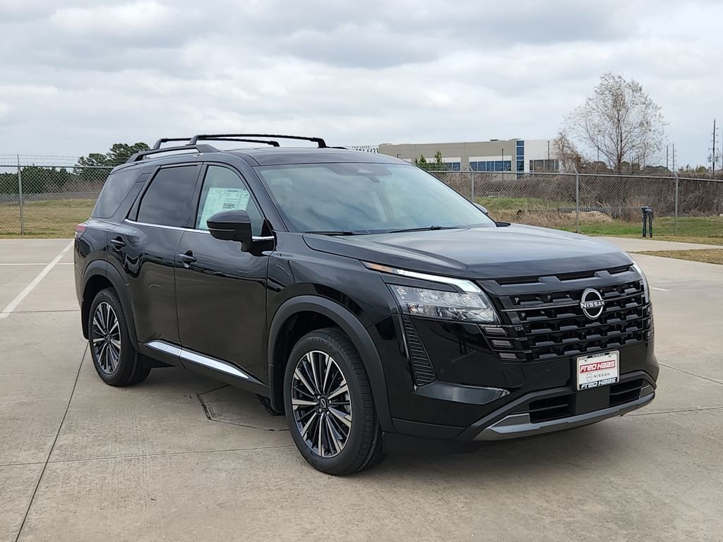 New 2026 Super Black Nissan Platinum image 3