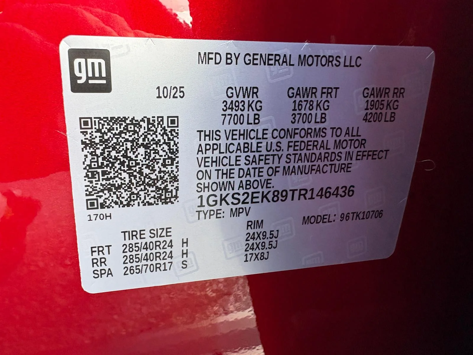 Used 2026 Volcanic Red Tintcoat GMC Denali Ultimate image 18