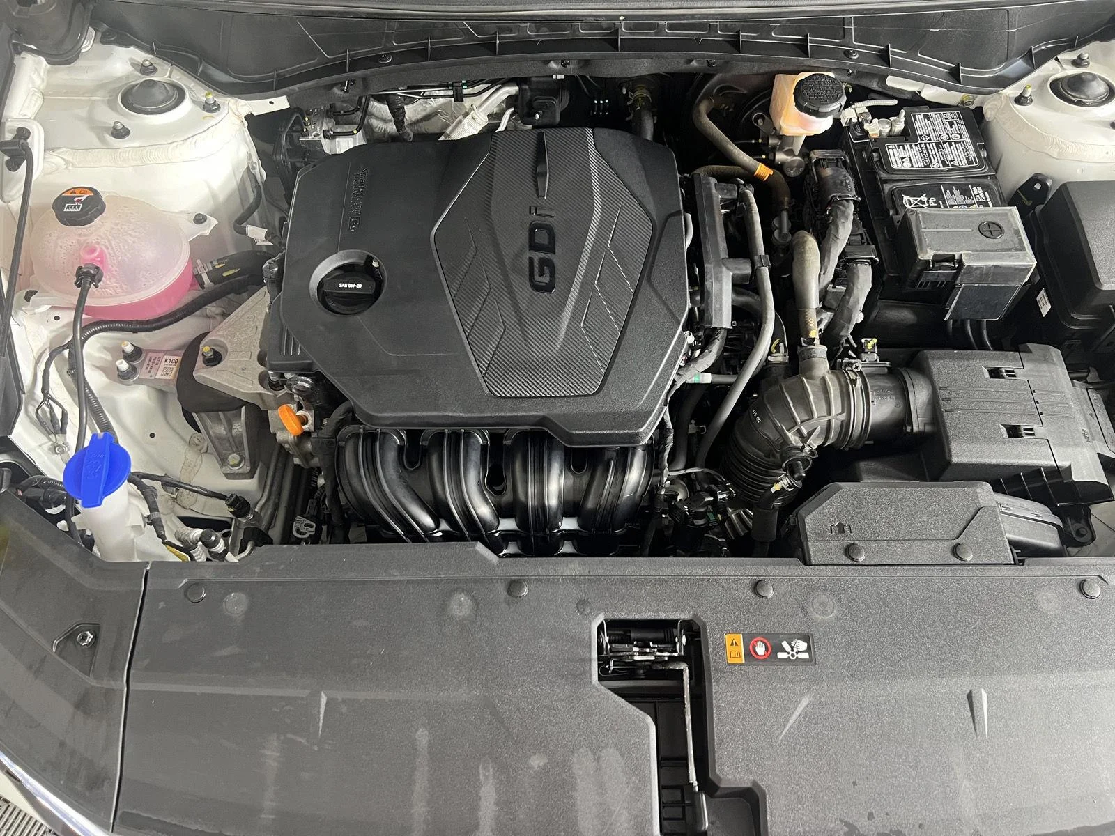 Used 2024  Hyundai SE image 6