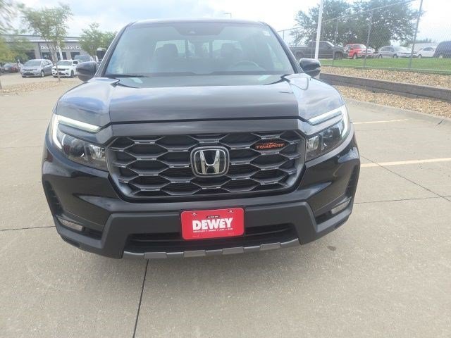 Certified Used 2025 Crystal Black Pearl Honda TrailSport image 2