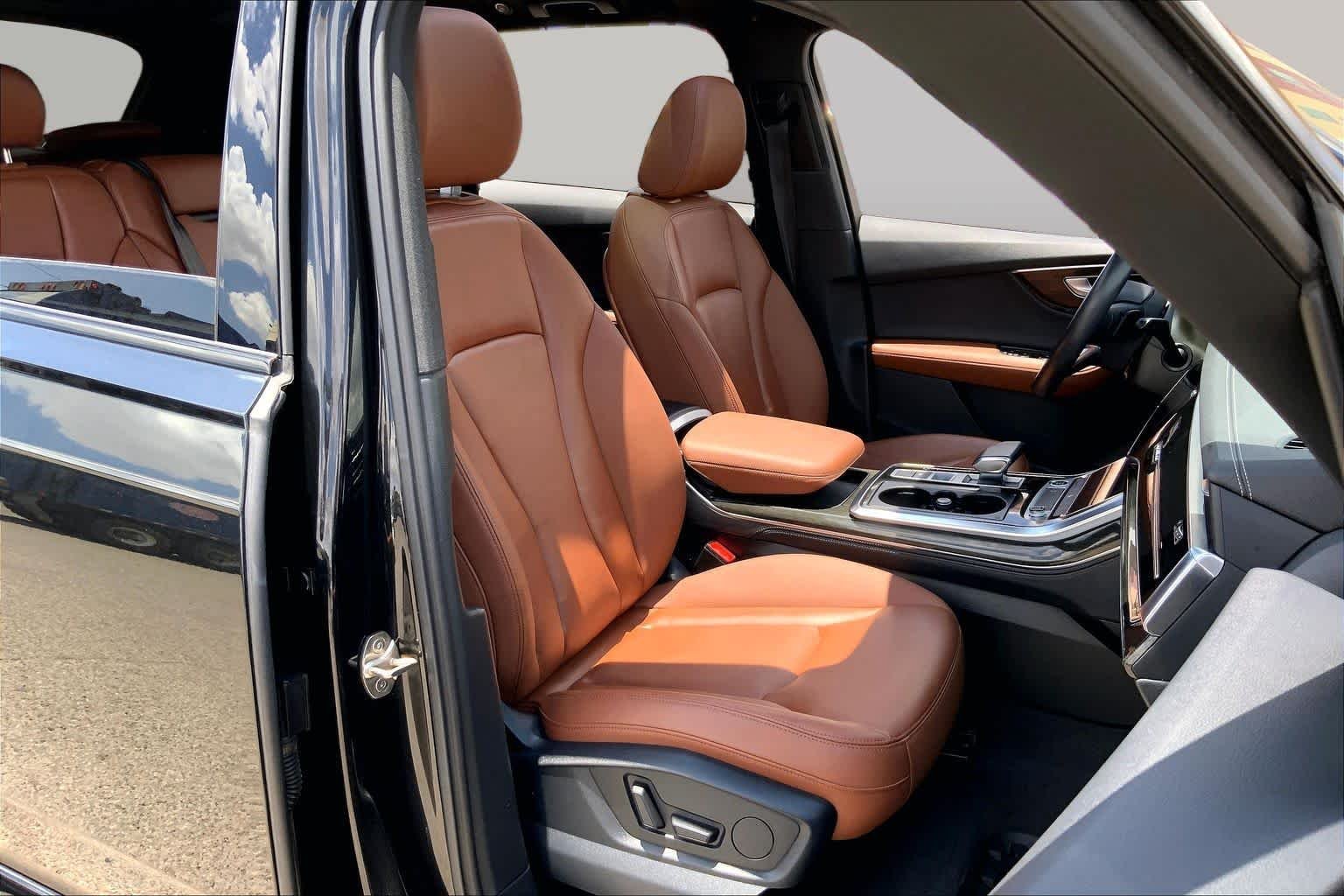 Used 2023 Mythos Black Metallic Audi Premium Plus image 9