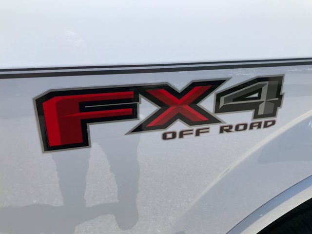 Used 2020 Oxford White Ford LARIAT image 9