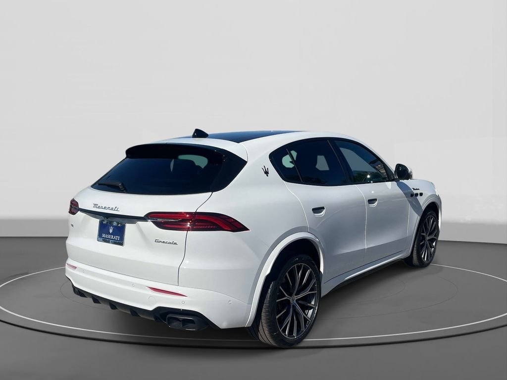 New 2026 Bianco Maserati Modena image 4