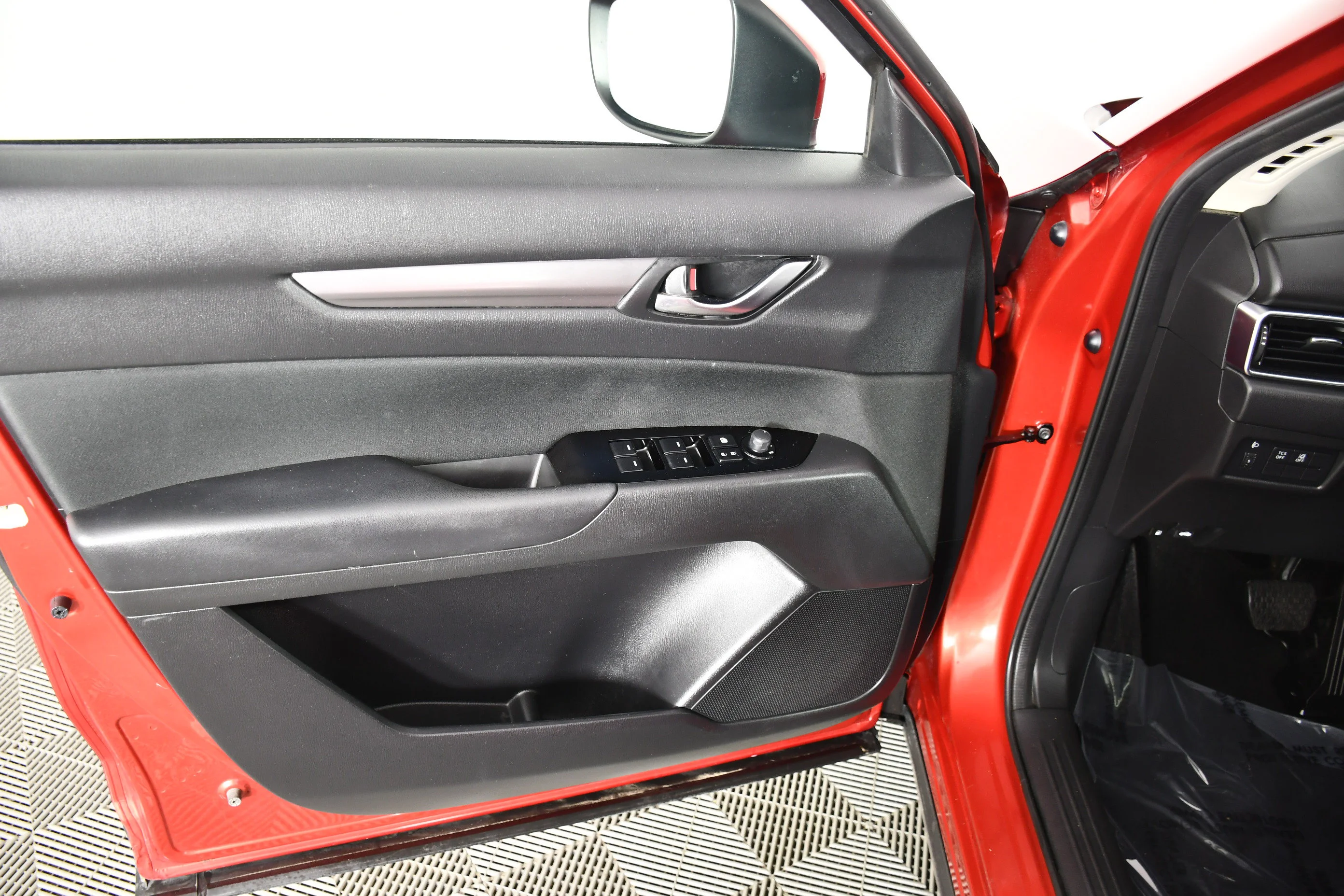 Used 2018 Soul Red Crystal Metallic Mazda Sport image 34