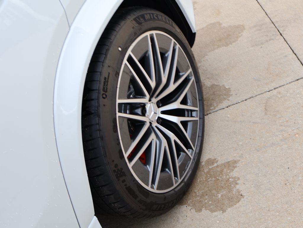 New 2026 MANUFAKTUR Moonlight White Metallic Mercedes-Benz GLE 63 S AMG® image 44