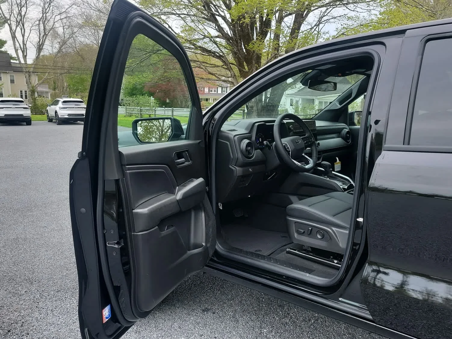 2026 Chevrolet Colorado Trail Boss - Photo 8