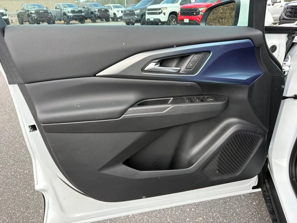 2026 Chevrolet Equinox EV 2LT - Photo 36