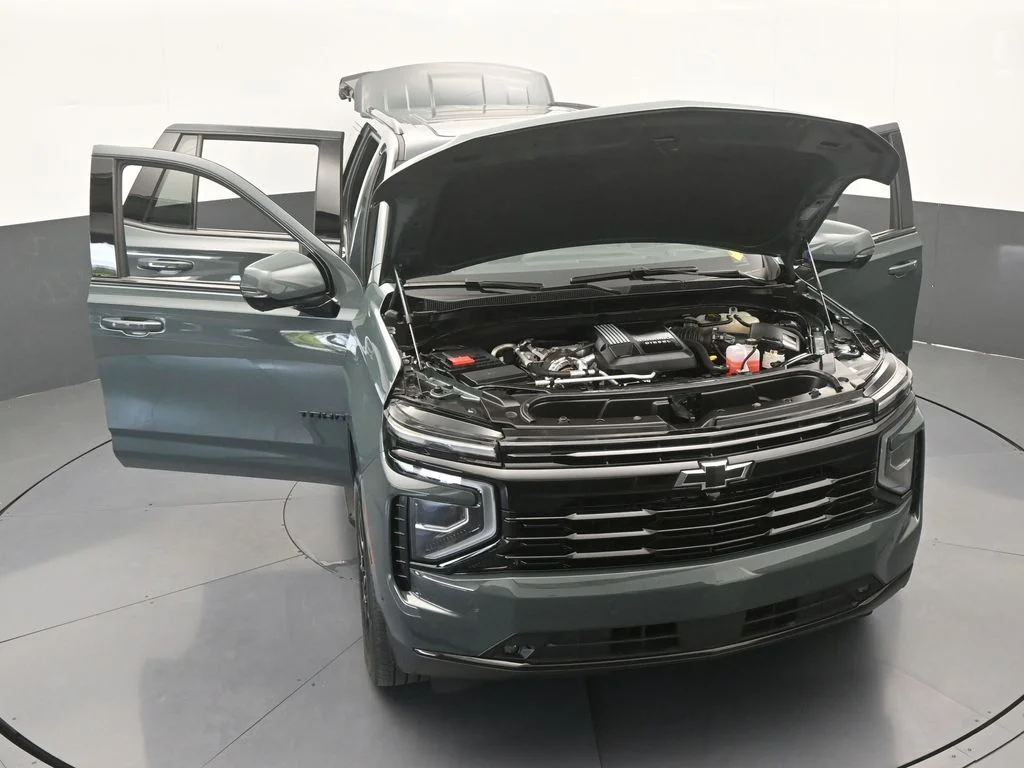 Used 2025 Cypress Gray Chevrolet RST image 59
