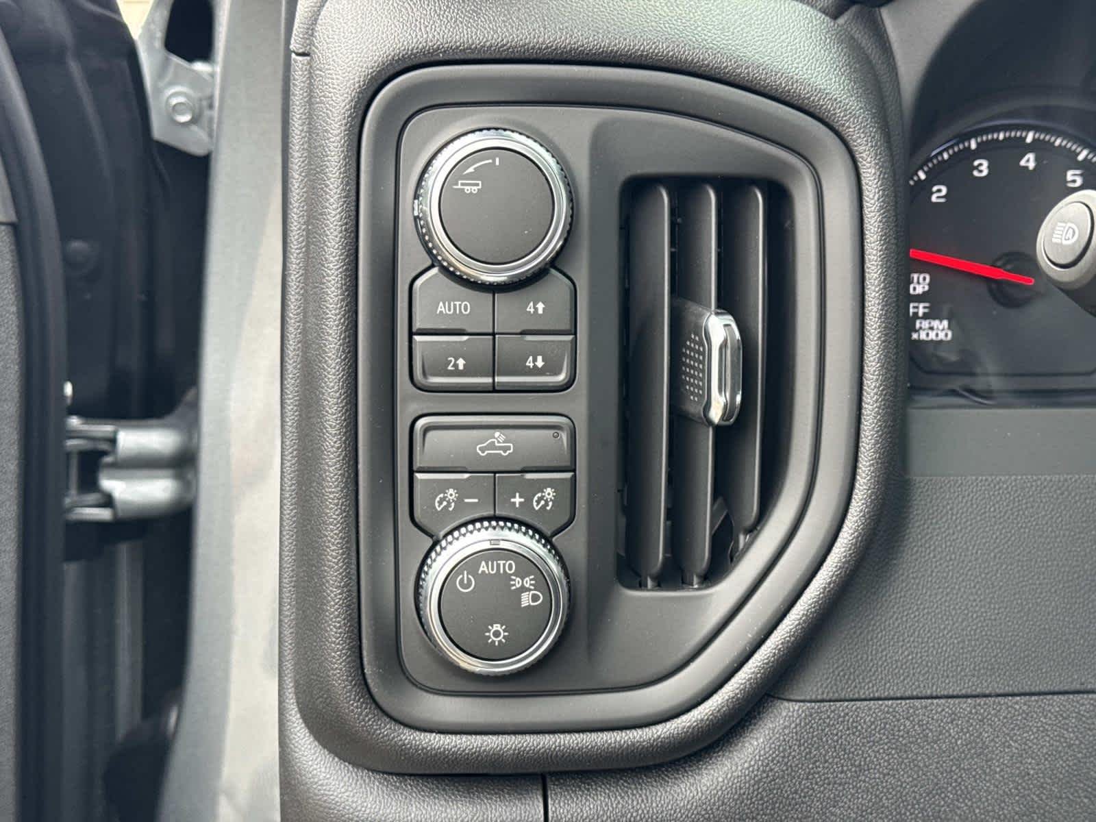 2026 GMC Sierra 1500 Pro - Photo 12