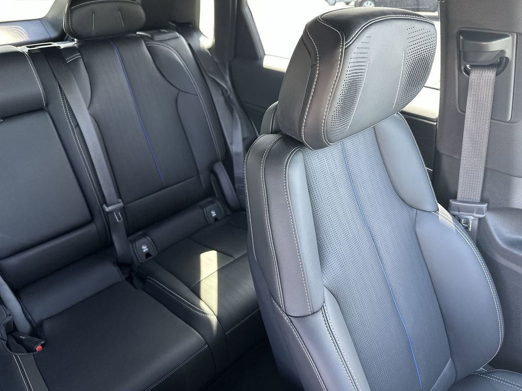 2026 Cadillac LYRIQ V - Photo 14