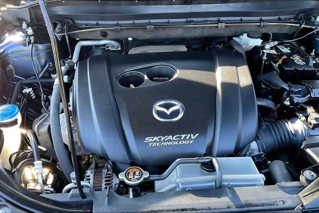 Used 2019 Blue Mazda Touring image 8