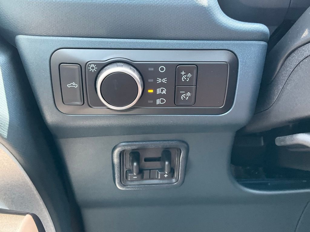 2025 Ford Maverick XLT - Photo 13