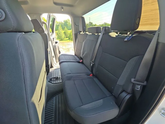 Used 2025 White Chevrolet Custom image 15