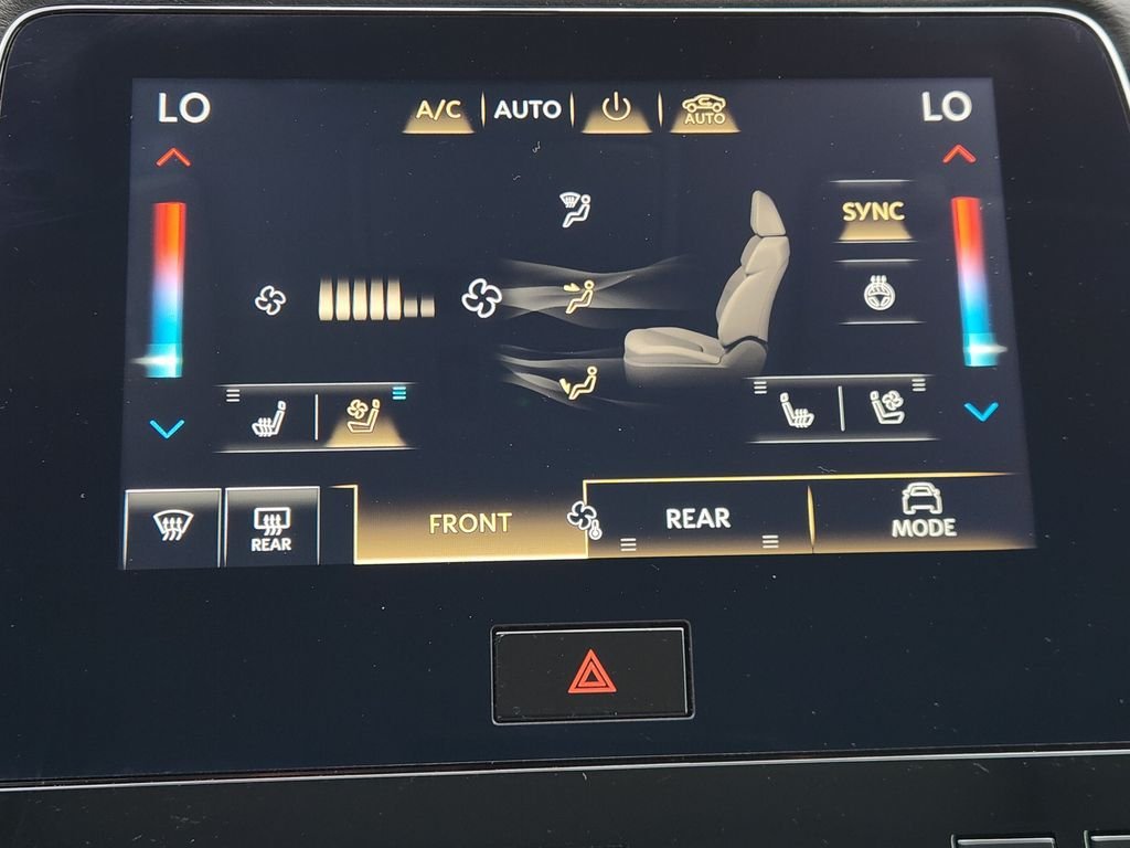 Used 2026 White INFINITI LUXE image 17