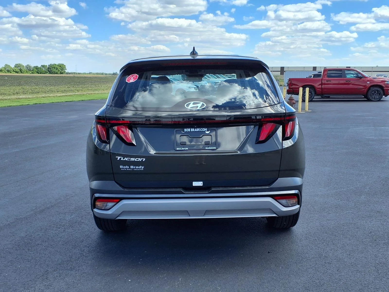 Certified Used 2025 Green Hyundai SE image 16