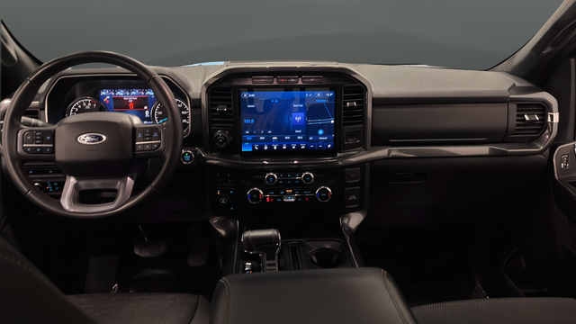 Used 2023 Atlas Blue Metallic Ford XLT image 11