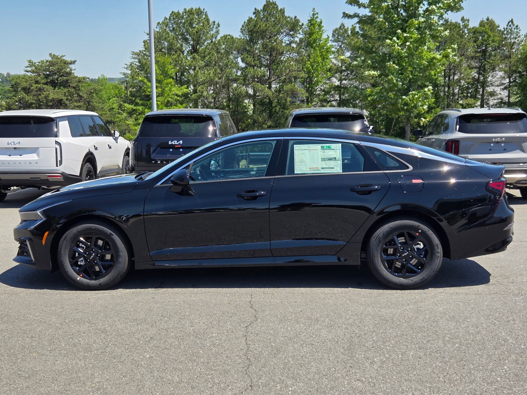 New 2026 Aurora Black Pearl Kia LXS image 4