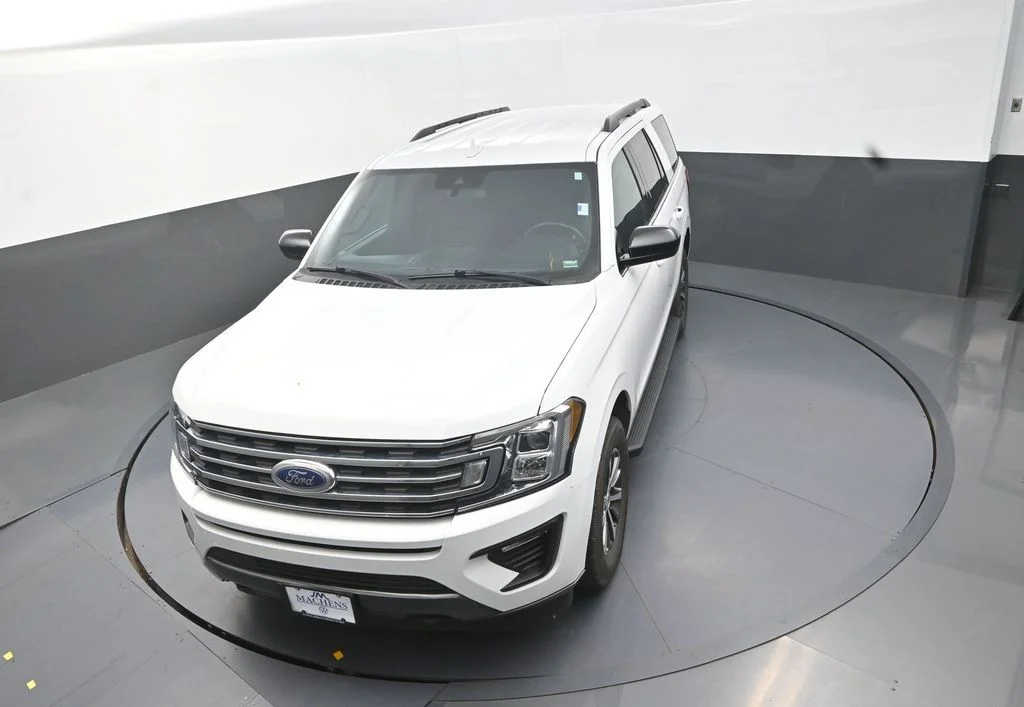 Used 2020 White Ford XL image 16
