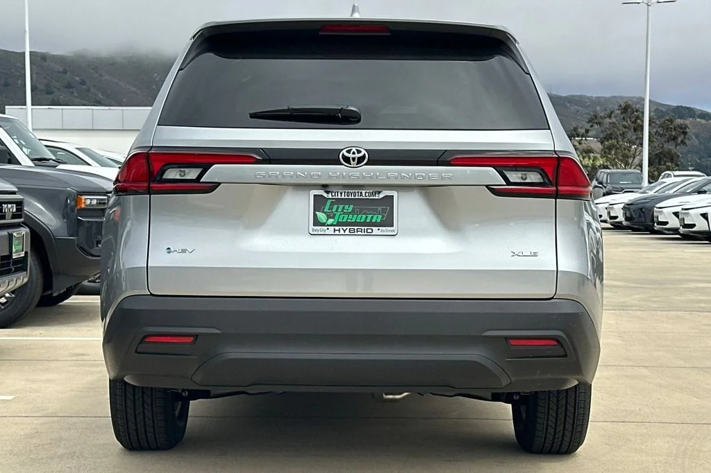 New 2026 Celestial Silver Metallic Toyota  XLE image 5