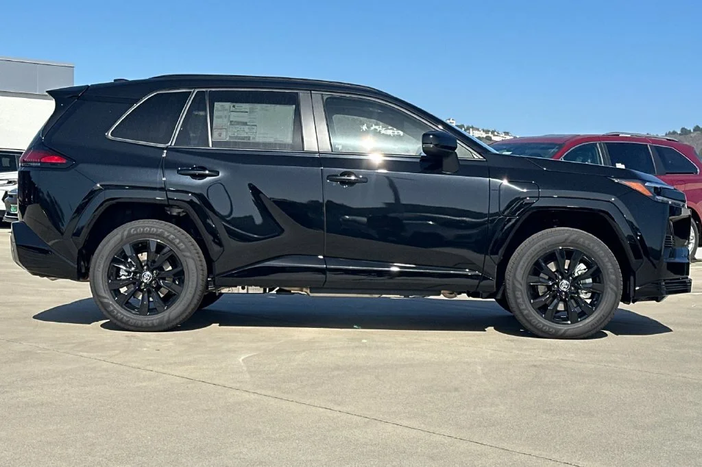 New 2026 Midnight Black Metallic Toyota  SE image 3