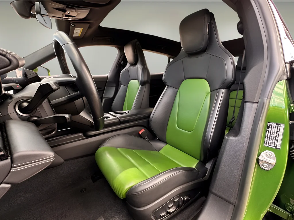Used 2023 Green Porsche 4S image 6