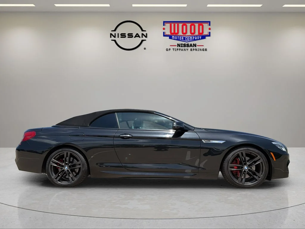 Used 2016 Black Sapphire Metallic BMW  image 4