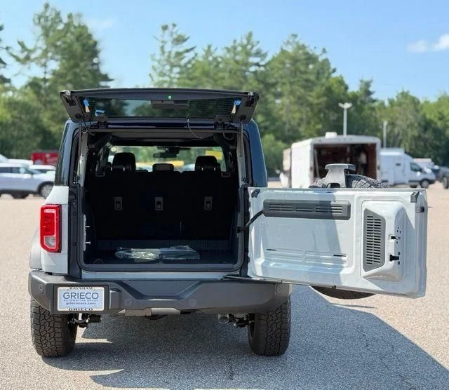 New 2026 White Ford Big Bend image 6