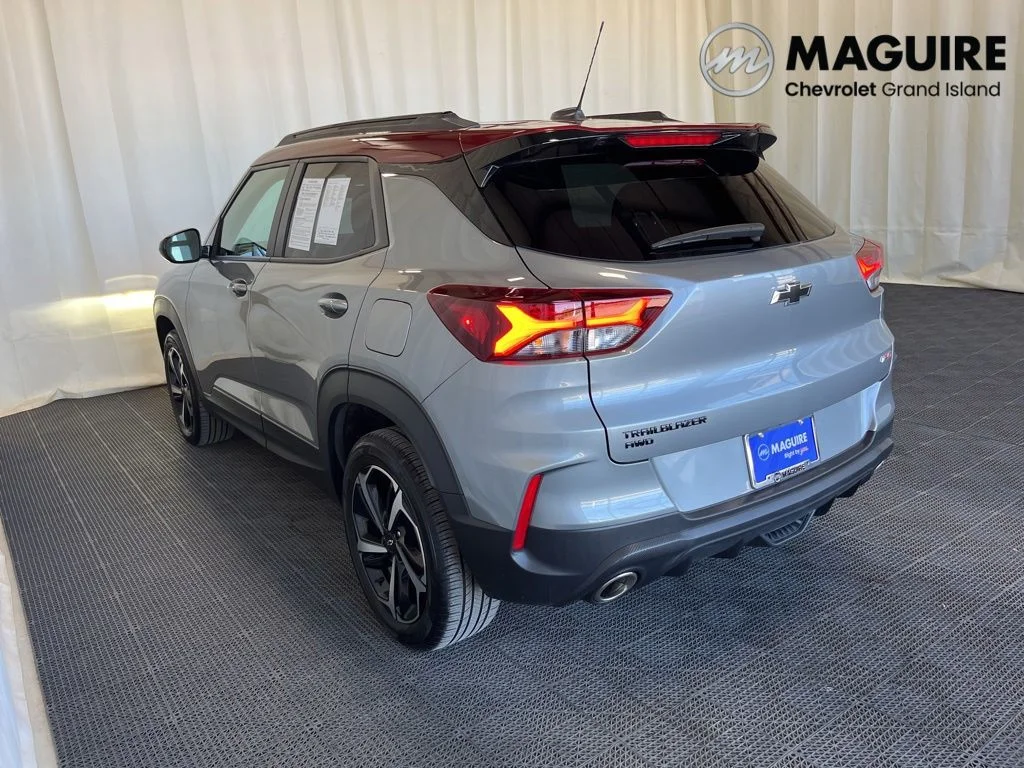 Used 2023 Gray Chevrolet RS image 27