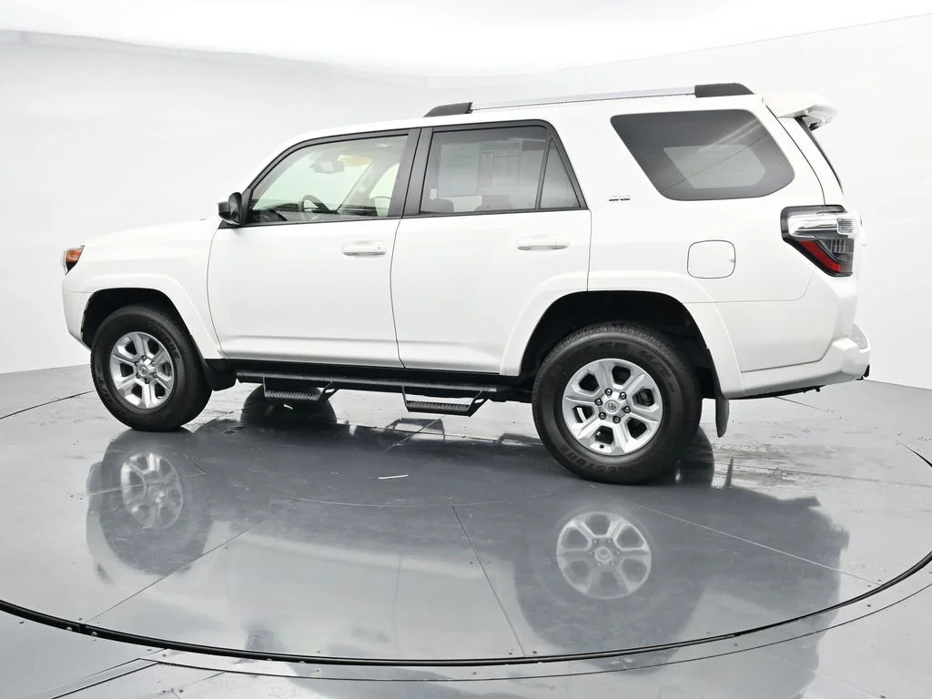 Used 2023 White Toyota SR5 image 4