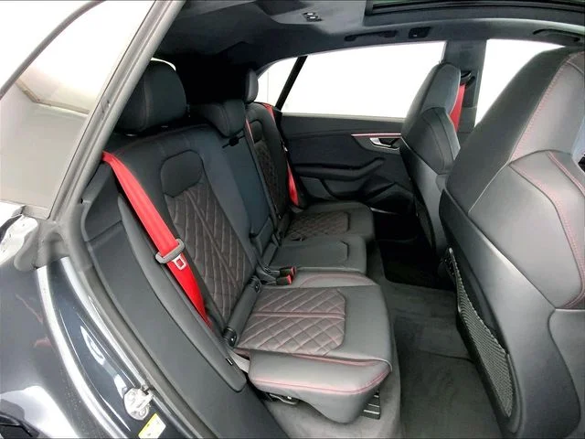 New 2026 Gray Audi 4.0T Prestige image 11
