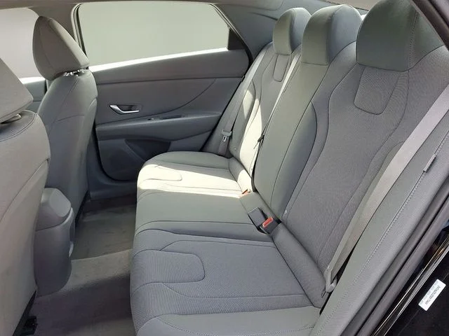 New 2026 Black Hyundai SE image 7