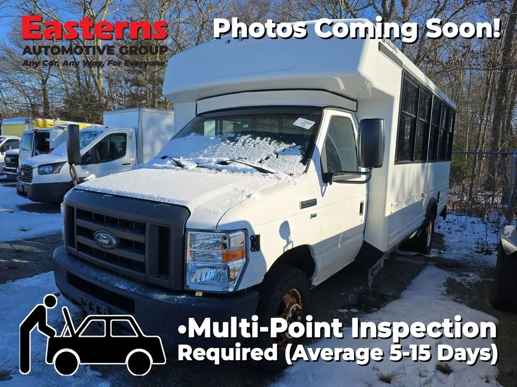 Used 2018 White Ford Base image 1