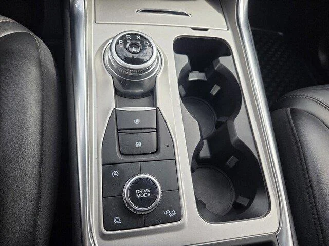 Used 2023 Carbonized Gray Metallic Ford Platinum image 17